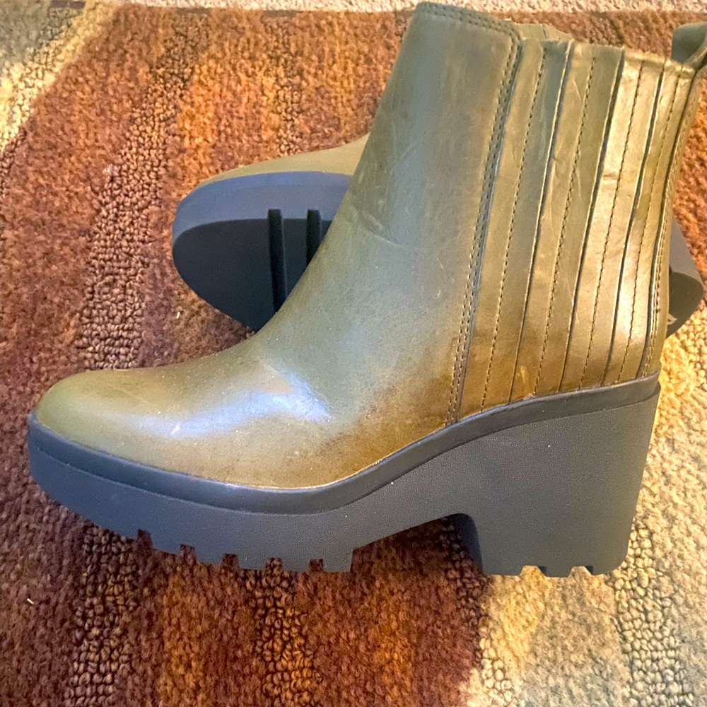 Eileen Fisher wedge bootie